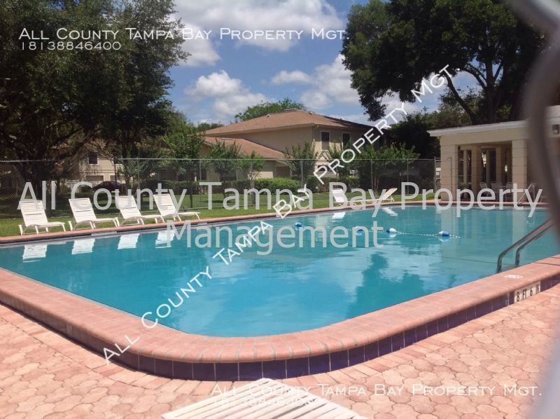 Primary Photo - Beautiful 3/2 Townhome, GREAT location!