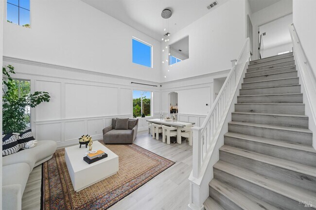 Foto del edificio - 42 Waterbury Ln