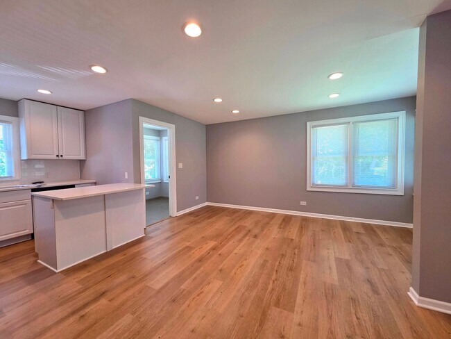 Foto del edificio - 3823 E Wonder Lake Rd