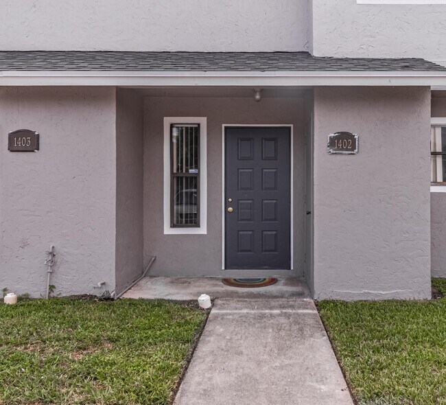 1402 Wharf Ln, Greenacres, FL 33463 Townhome Rentals in Greenacres FL