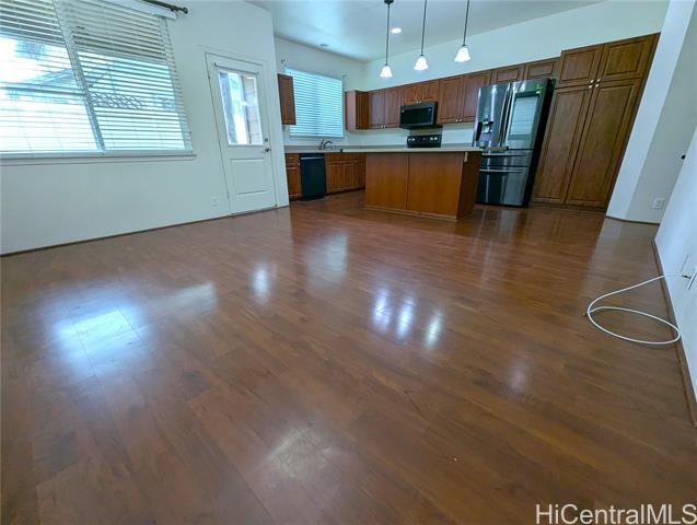 Building Photo - 91-1001-1001 Keaunui Dr