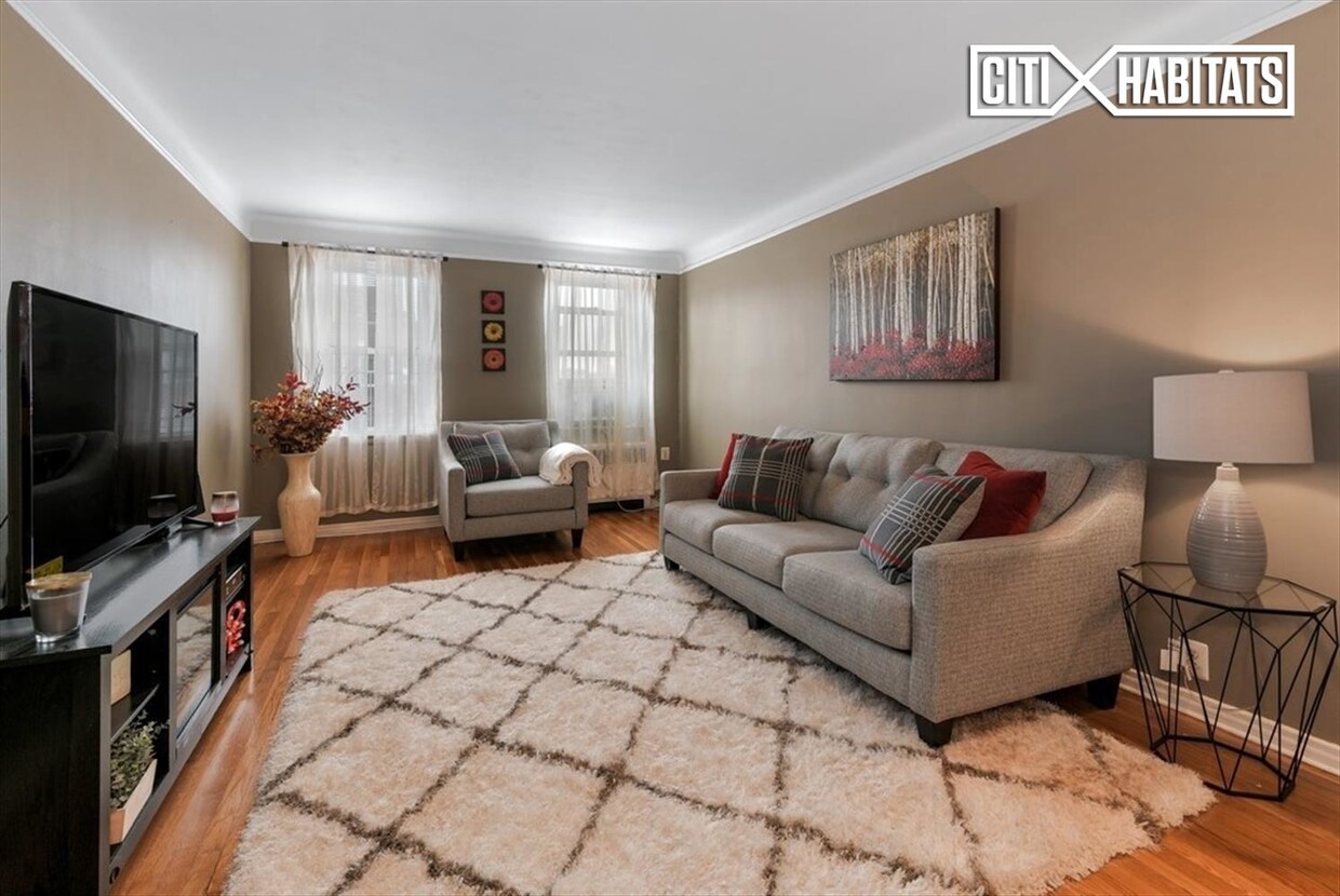 Foto principal - 811 Bronx River Rd
