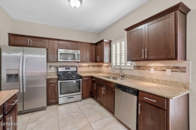 Foto del edificio - 14200 John Risinger