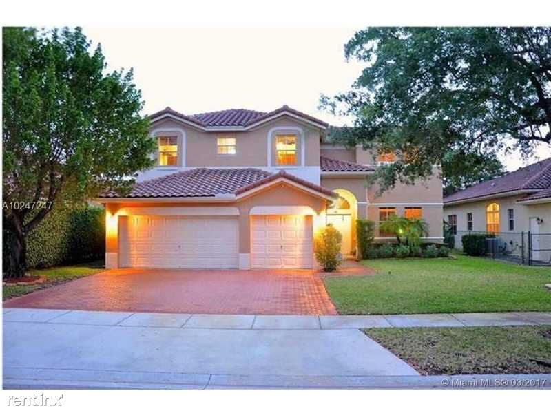 Foto principal - 3817 SW 167th Ter
