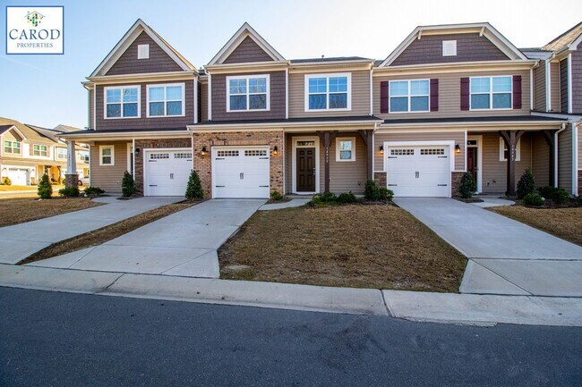 Building Photo - Steele Creek Townhome