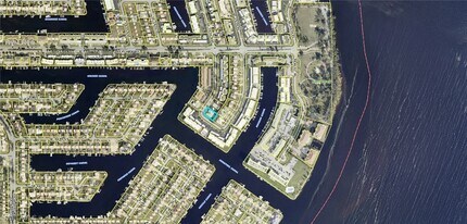 Building Photo - 4231 SE 19th Ave