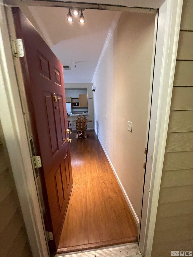 Building Photo - 200 Talus Way