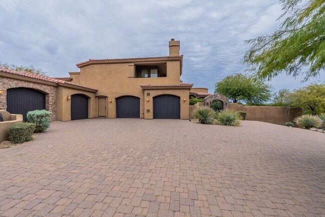 Building Photo - Luxurious Furnished Scottsdale Home Availa...