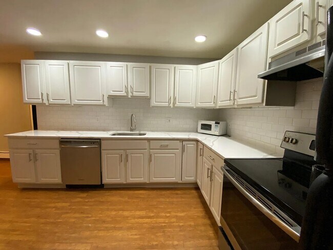 Foto del edificio - 45 McCoba St