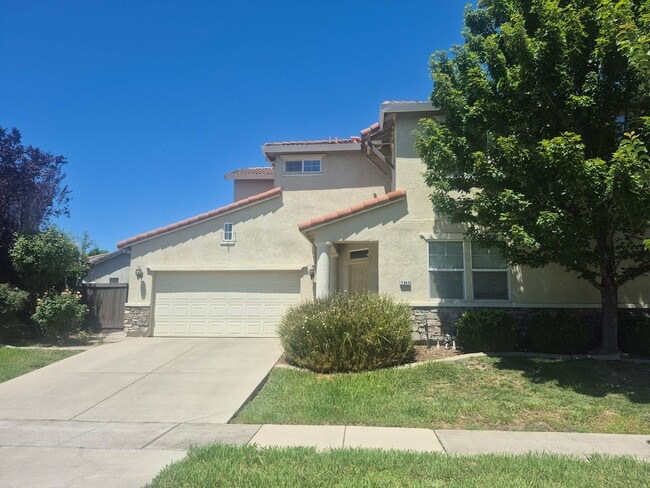 Building Photo - 5343 Dunlay Dr