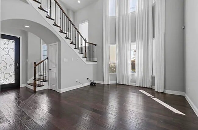 Building Photo - 3348 Archduke Dr.