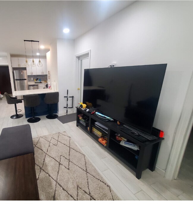 Building Photo - 3152 35th St