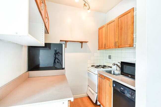 Foto del edificio - Charming & Bright Studio at River Place No...