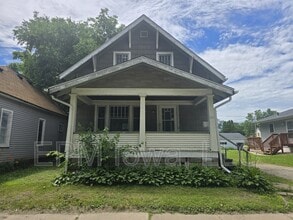 Building Photo - 506 Fowler St