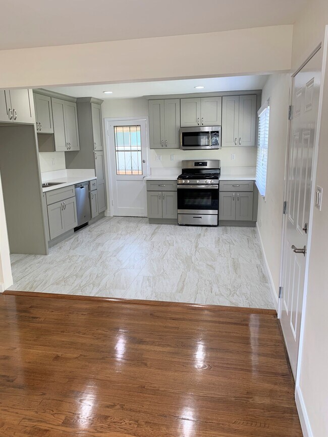 Foto del edificio - 3715 Selby Ave
