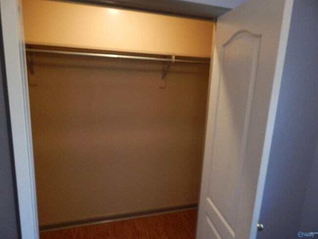 Foto del edificio - 28235 Shannon Dr