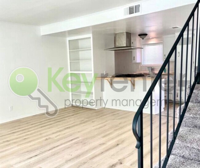 Foto del edificio - 5614 Hillsdale Blvd