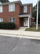 Building Photo - 208 Durango Pl
