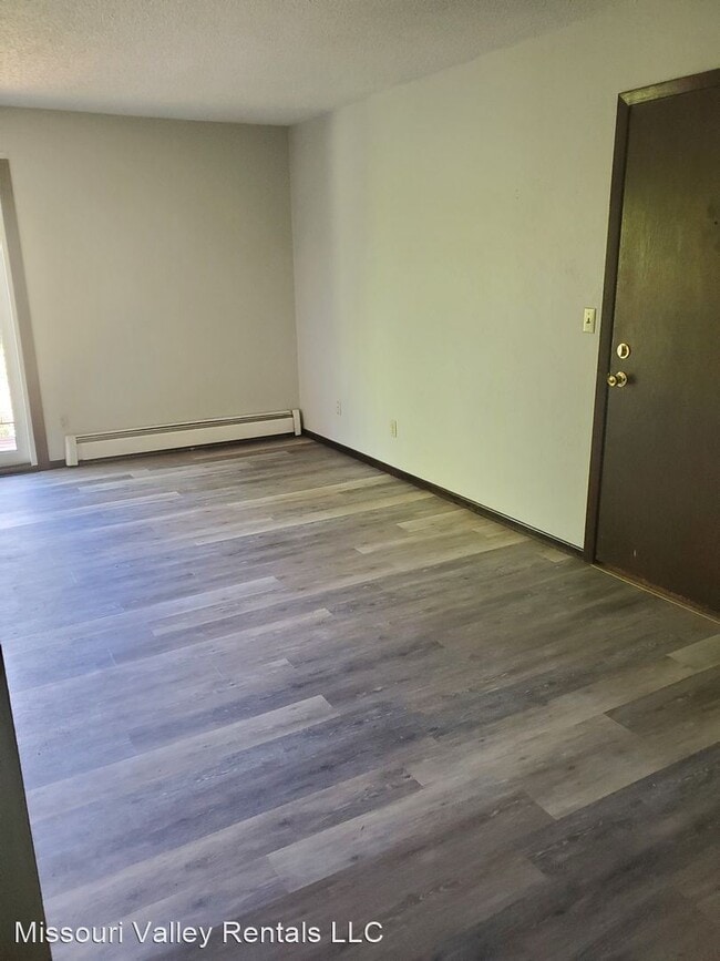 Building Photo - 1511 1st Ave NW