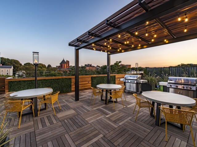 Rooftop Deck with Grilling Stations - Halstead Salem Station