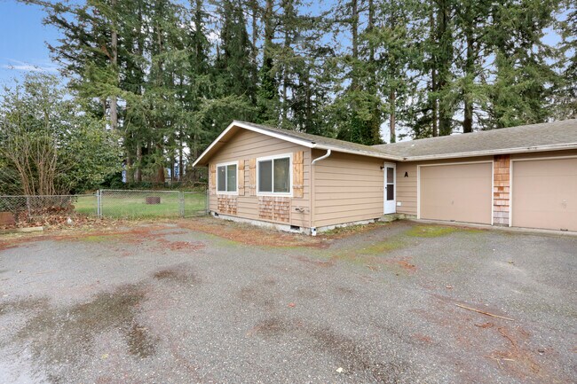 Building Photo - 24427 Richards Rd