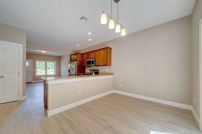 Foto del edificio - 37 Hunters Ln