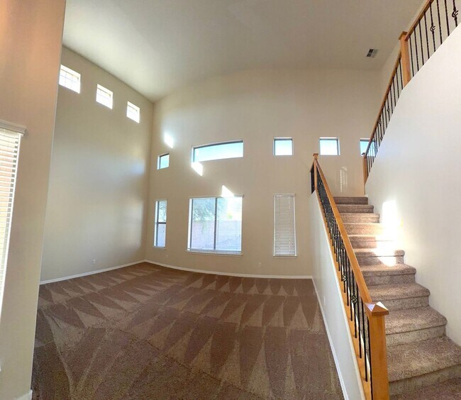 Foto del edificio - 3163 S Porter St