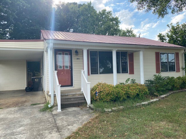 Foto del edificio - 301 McNabb Rd SW