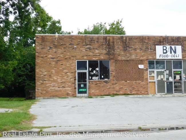 Building Photo - 1030 Cedar St