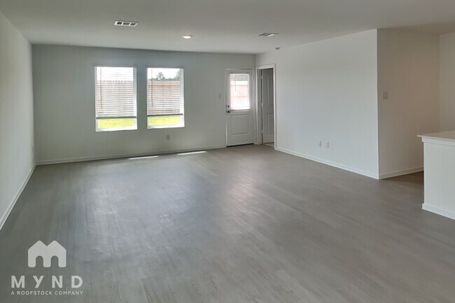 Foto del edificio - 708 Zuppino Ln