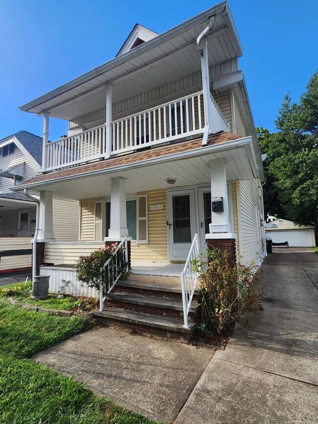 Building Photo - 7602 Wentworth Ave