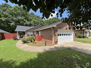 Building Photo - 1843 Charter Dr