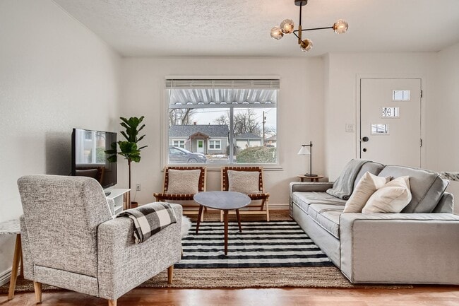 Building Photo - Wheat Ridge Gem with Convenient Access to Denver & the Foothills