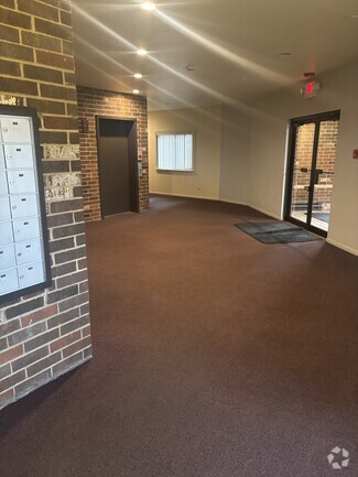 Building Photo - 1026 Castilian Ct