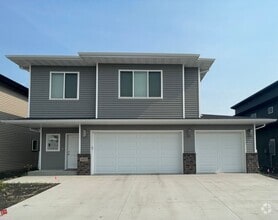 Building Photo - 1032 61st Ave SW