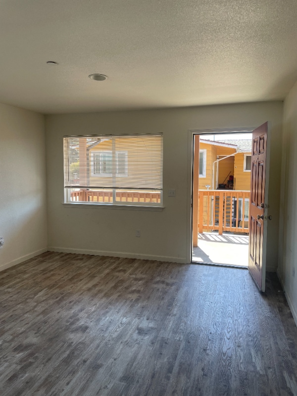 Building Photo - 391 S Sanderson Way
