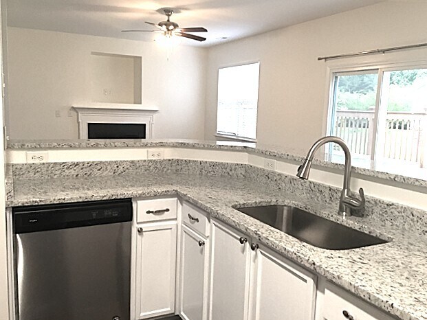 Foto del edificio - 3306 Manchester Ave