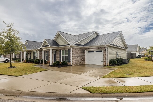 Building Photo - 1043 Wildfire Cir