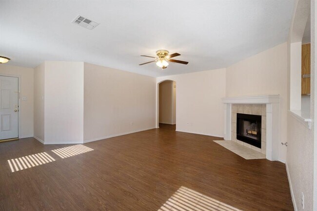 Foto del edificio - 17131 Dashwood Creek Dr