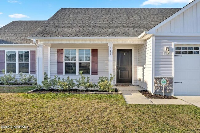 Building Photo - 319 Bubbling Brook Ln