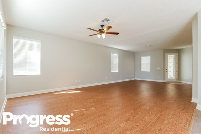 Foto del edificio - 18906 Parapet Pl