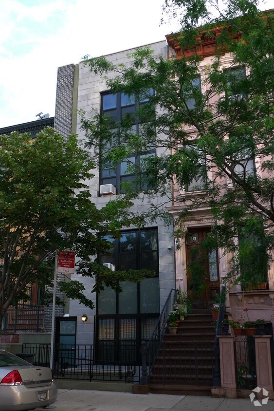 Foto principal - 115 W 126th St