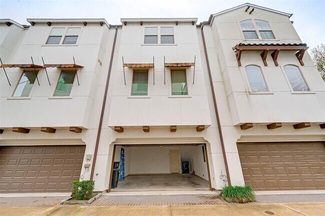 Foto del edificio - 4230 Dickson St