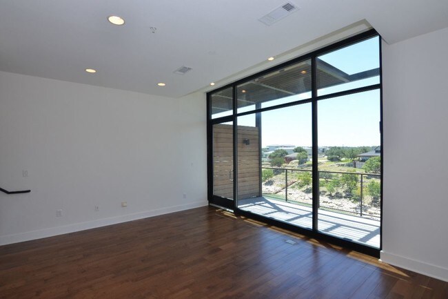 Building Photo - 1101 Ivean Pearson Rd