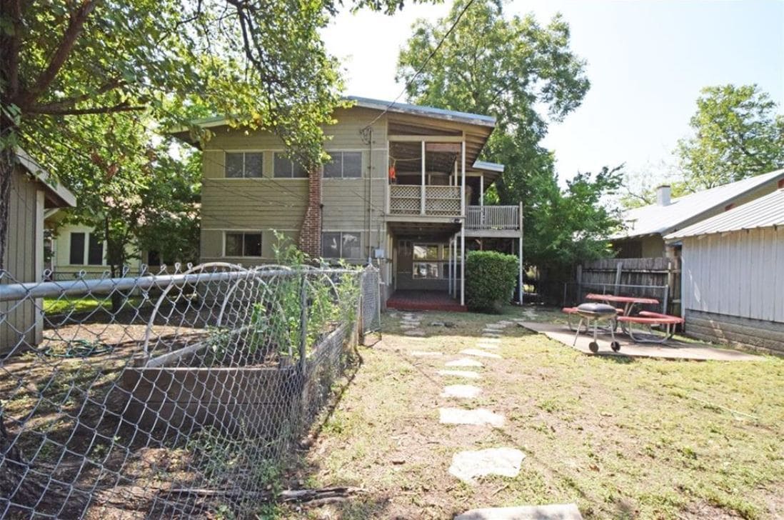 3410 Duval St Unit A, Austin, TX 78705 Apartments in Austin, TX