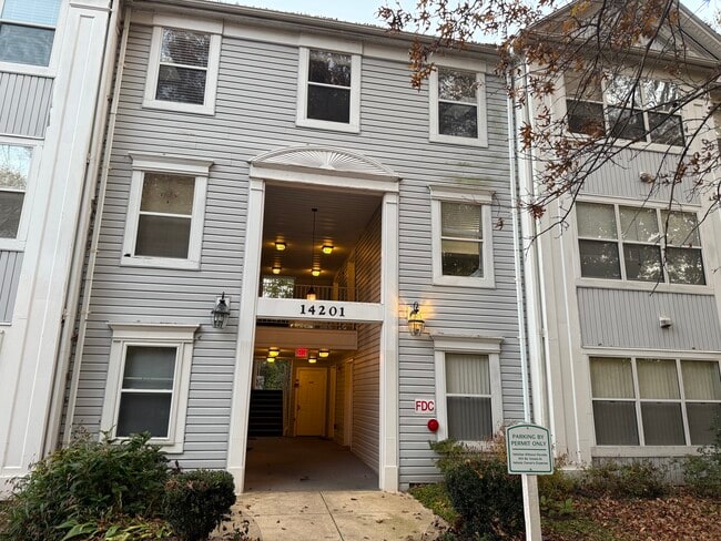 Building Photo - 14201 Woolen Oak Ct