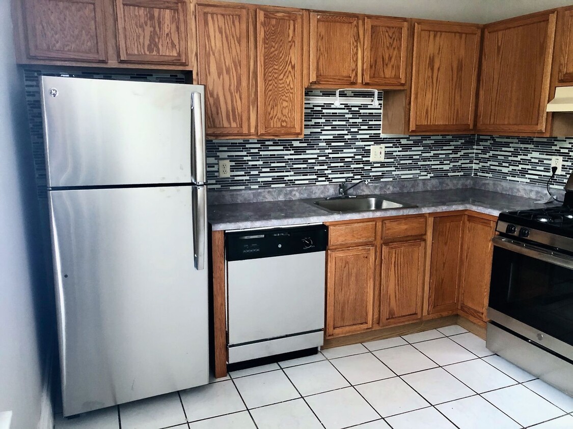 Foto principal - 6209 Kentucky Ave