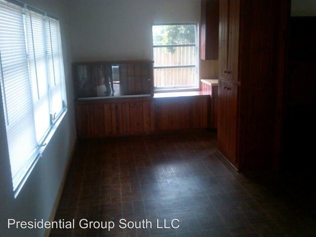 Foto del edificio - 1 br, 1 bath House - 3209 ALBERT ST