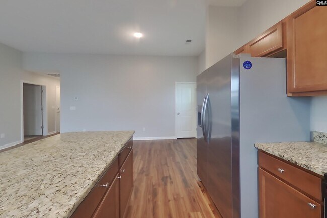 Building Photo - 711 Tallaran Rd