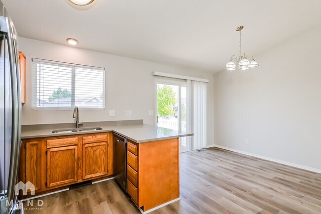 Foto del edificio - 4246 W 5325 S